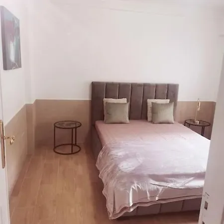 Enjoy Lisboa 2! - Near Metro Apartment *