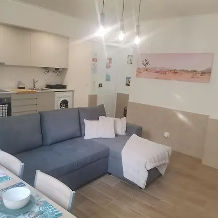 Enjoy Lisboa 2! - Near Metro * Amadora